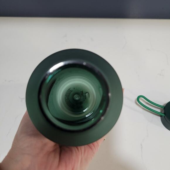 NWOT 2022 Dark Forest Green Starbucks Lightweight Plastic Water Bottle 24 Oz. - Picture 4 of 6